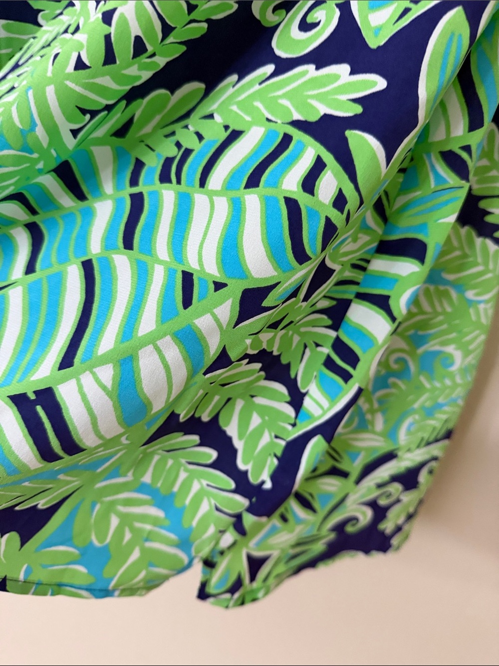 Lilly Pulitzer Elsa top Size Medium EUC - Picture 4 of 7